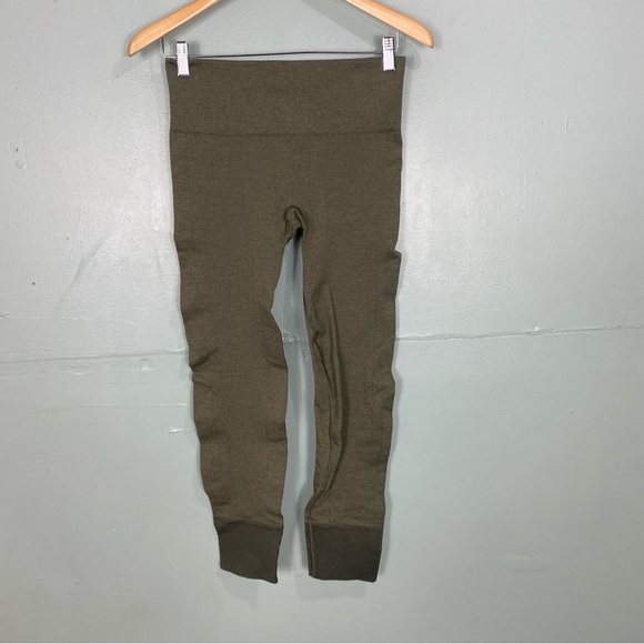 lululemon athletica Pants - Lululemon‎ Seamless Leggings Green Sz 6